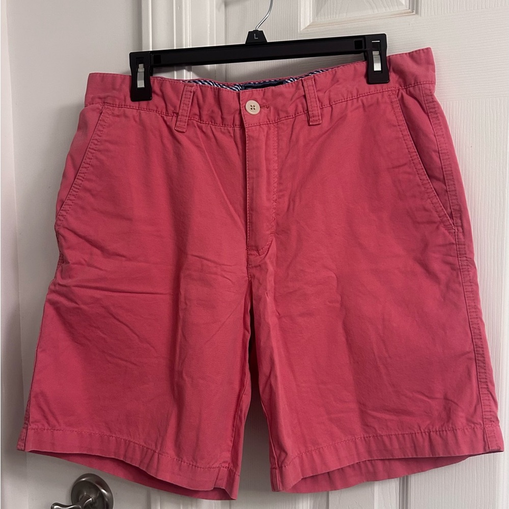 Vineyard Place Men’s Coral Pink Flat Front Shorts